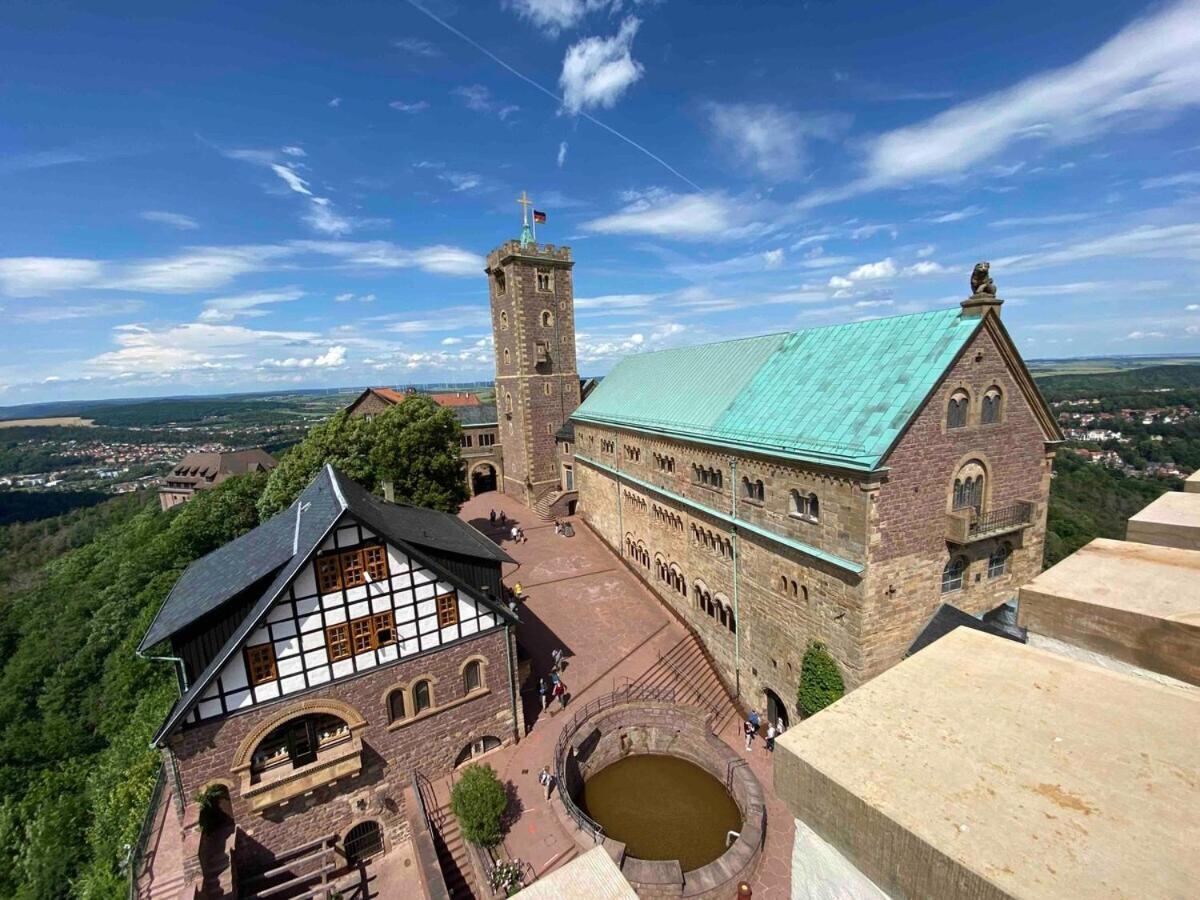 Discovair Eisenach -Karlstrasse- Fussgaengerzone Mit Netflix Exterior foto