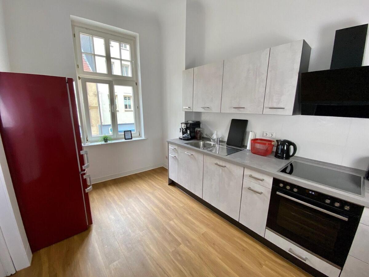 Discovair Eisenach -Karlstrasse- Fussgaengerzone Mit Netflix Exterior foto