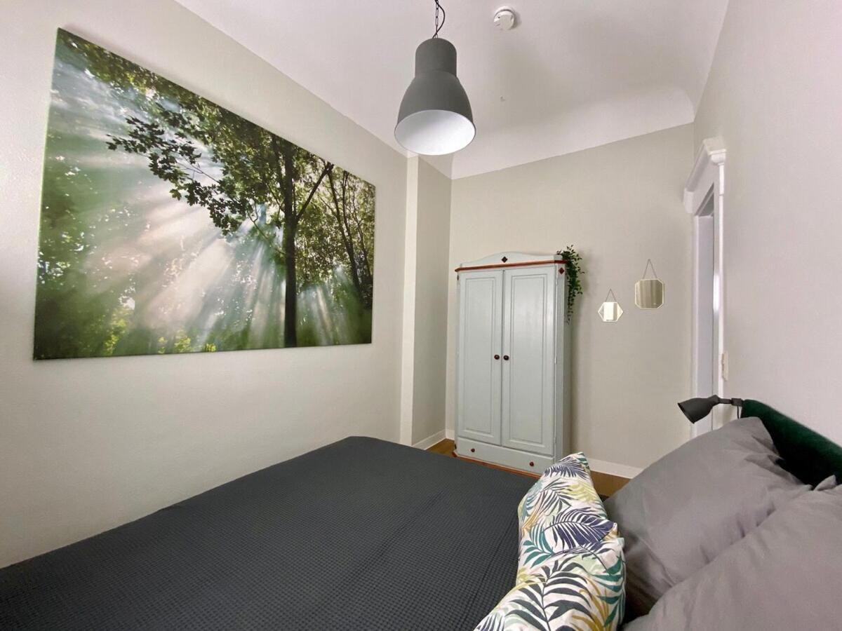 Discovair Eisenach -Karlstrasse- Fussgaengerzone Mit Netflix Exterior foto
